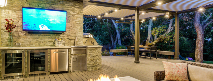 custom outdoor kitchen